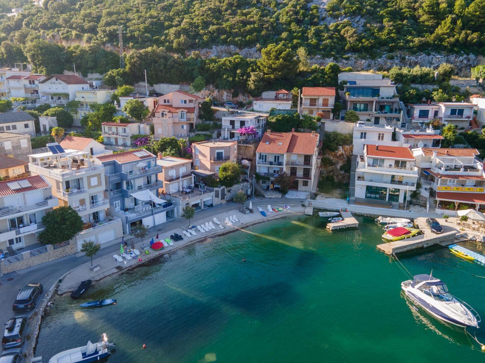 Apartmani Dora Duboka Buitenkant foto